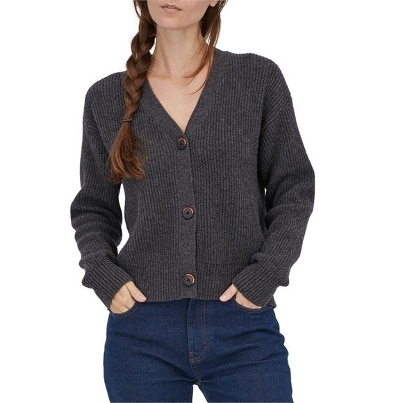 Patagonia Recycled Wool Cardigan NWOT Gray Chunky Knit Sweater Dark Academia - Picture 1 of 14